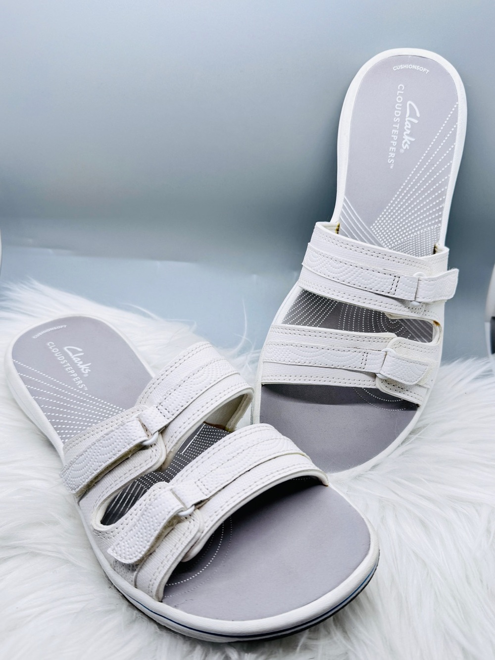 Clarks Cloudsteppers Breeze Piper Sport Slide Sandals – White – Women’s Size 9